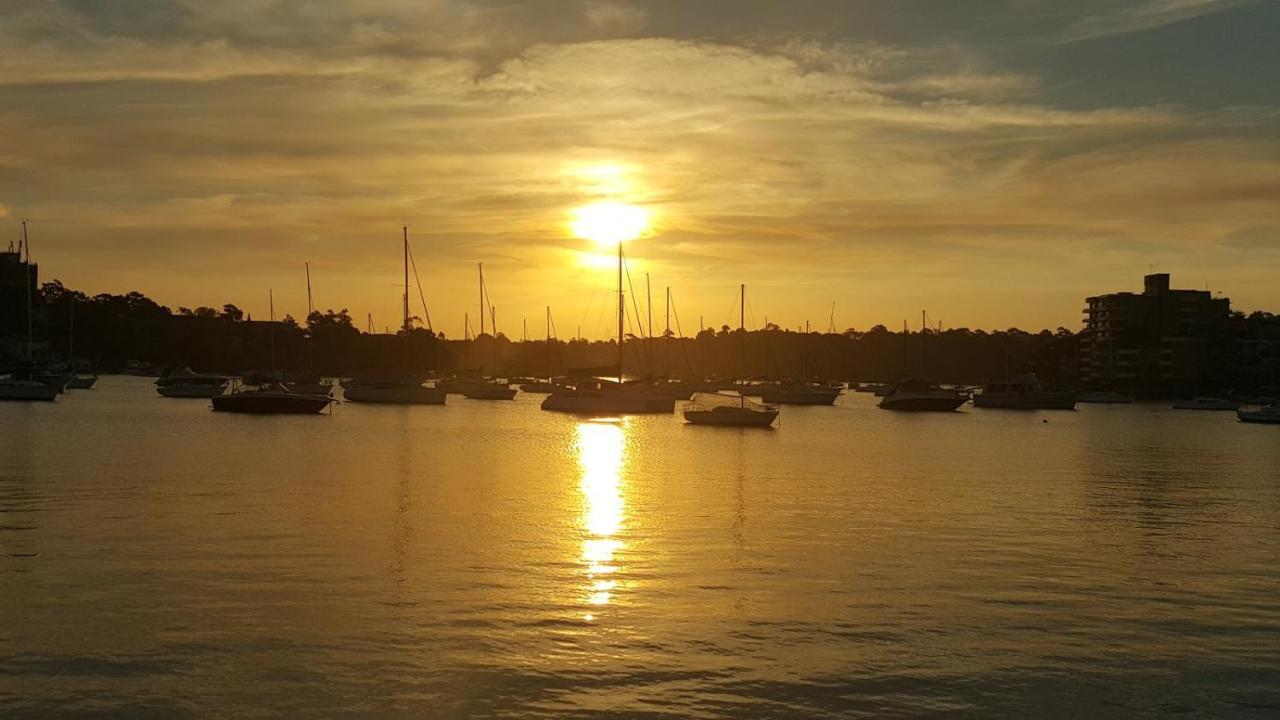 4 Bedroom House 500M To Drummoyne Bay Run Sydney Exterior foto