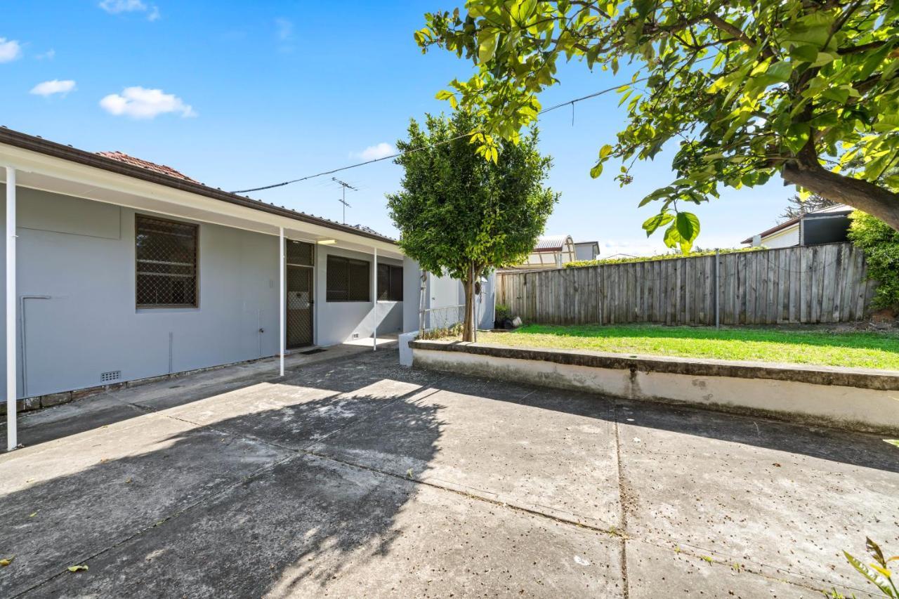 4 Bedroom House 500M To Drummoyne Bay Run Sydney Exterior foto
