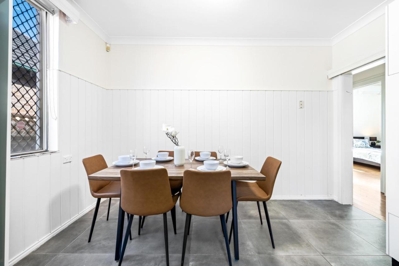 4 Bedroom House 500M To Drummoyne Bay Run Sydney Exterior foto